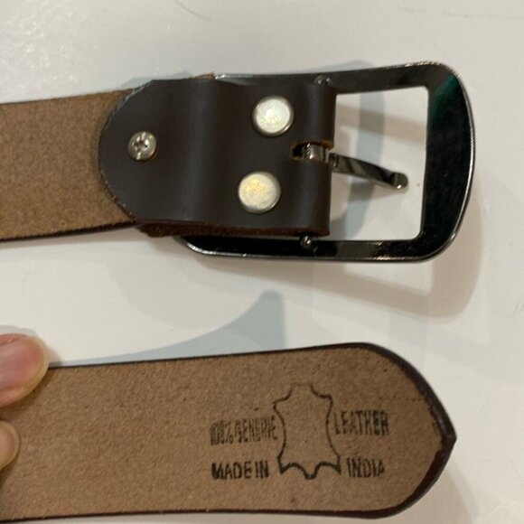Brown Leather Belt with Silver Buckle Brand New Size 42 Casual & Versatile - Picture 8 of 11